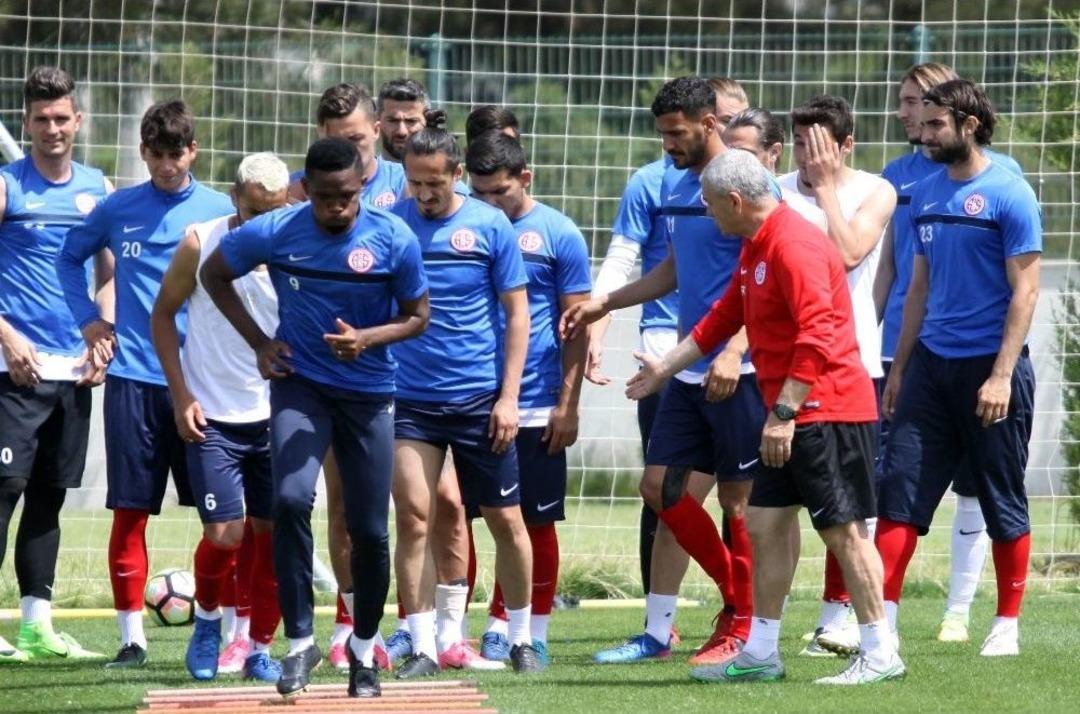 Antalyaspor&rsquo;da Bursaspor Hazırlıkları S&uuml;r&uuml;yor