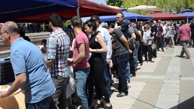 İibf Mezunları Pilav Gününde Buluştu