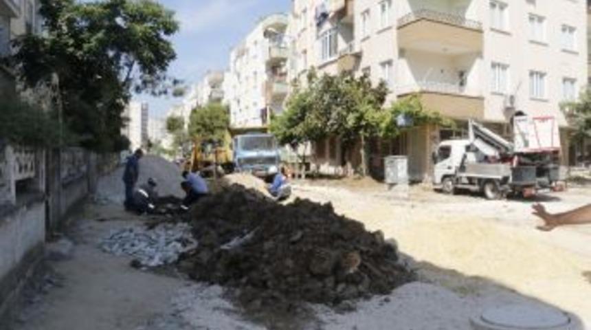 Akdeniz Belediyesi&rsquo;nin Asfalt &Ccedil;alışmaları S&uuml;r&uuml;yor