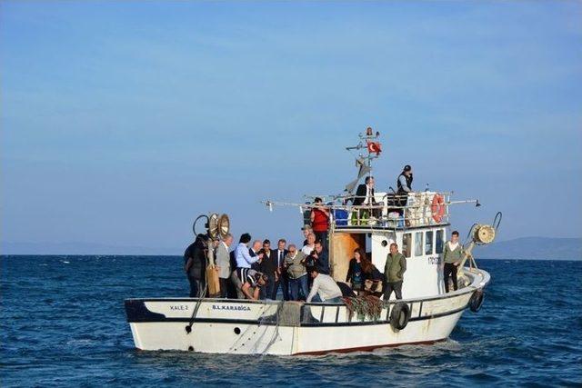 Karabiga Jumbo Karides Av Sezonu T&ouml;renle A&ccedil;ıldı 2