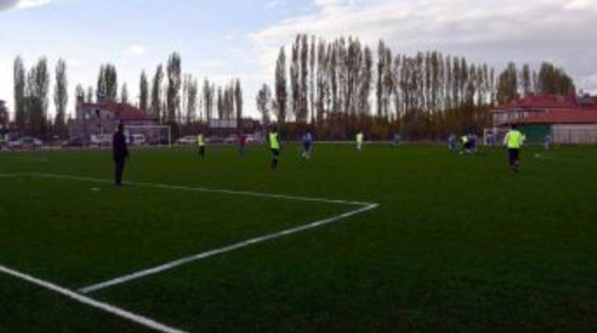 &Ccedil;avdarhisar&rsquo;da 16 Takımın Katıldığı Futbol Turnuvası Başladı