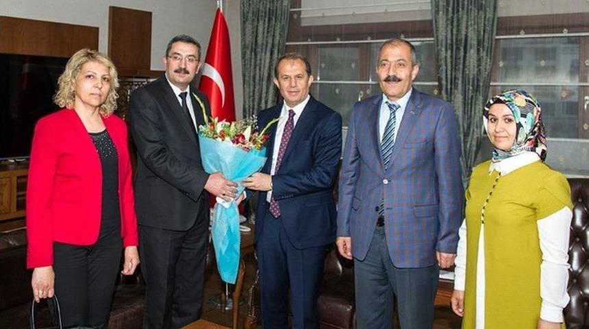 M&uuml;d&uuml;r G&ouml;ksoy&rsquo;dan Vali Taşyapan&rsquo;a Ziyaret