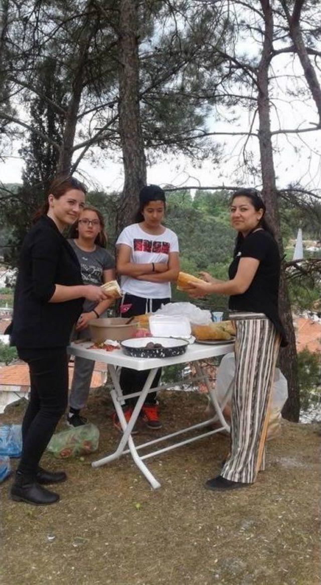 İvrindili Öğrenciler Çevre Gezisine Katıldı