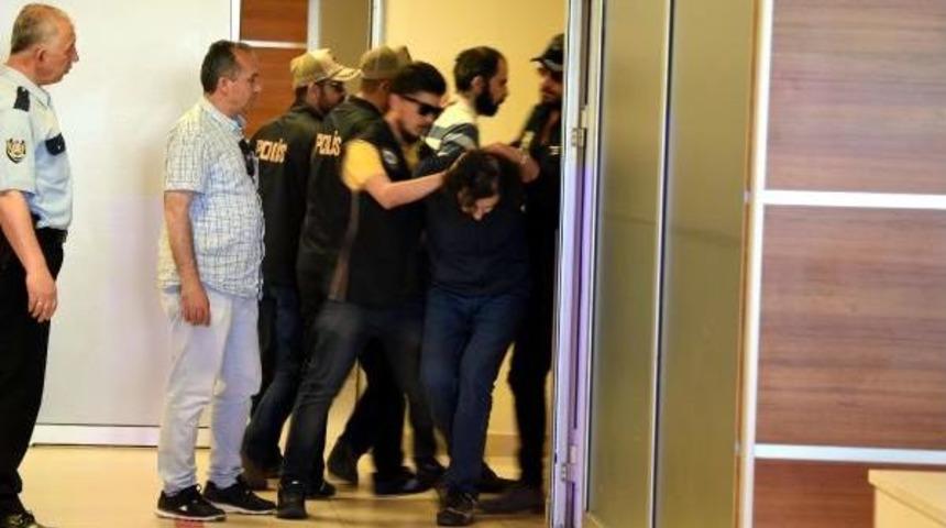 Darbe Girişimine Katıldıkları Belirlenen 3 Sat Komandosu Edirne'de Yakalandı (2)