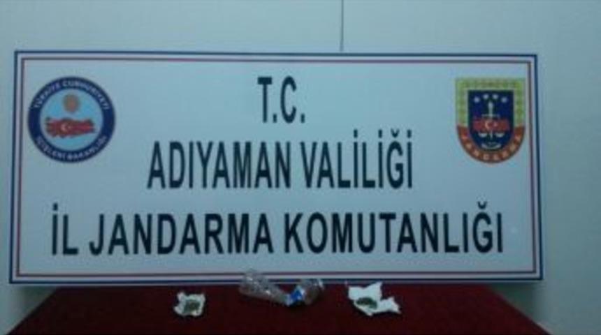 Durumundan Ş&uuml;phelenilen Şahsın &Uuml;zerinden Uyuşturucu &Ccedil;ıktı