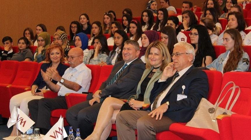 Vm Medical Part&rsquo;tan Hemşirelik Hizmetlerinde Yenilikler Sempozyumu