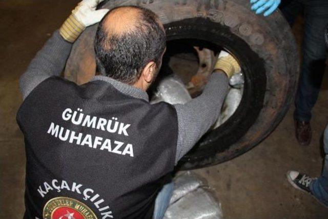 Tır Lastiğinden 114 Kilo Esrar &Ccedil;ıktı 3