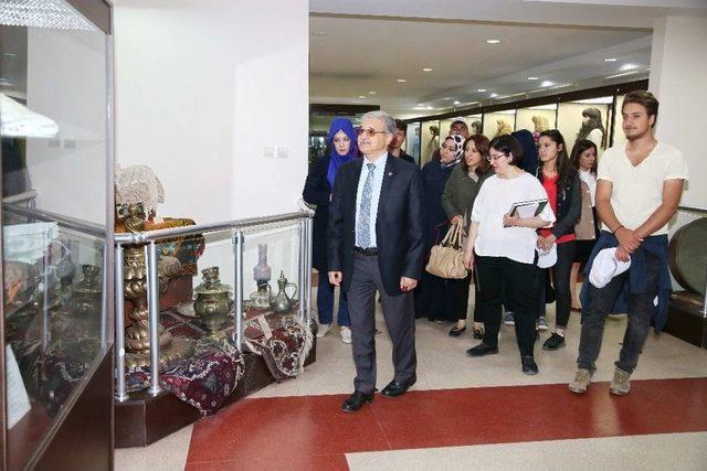 Prof. Dr. Bedir, &Ouml;ğrencileri Ga&uuml;n K&uuml;lt&uuml;r Tarihi M&uuml;zesi&rsquo;ni Gezmeye Davet Etti 1