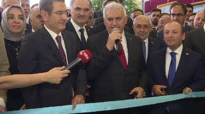 Başbakan Yıldırım, Meclis'te Resim Sergisinin A&ccedil;ılışını Yaptı