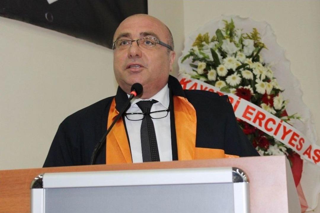 Turizm İşletmeciliği Otelcilik Y&uuml;ksekokulu İlk Mezunlarını Verdi