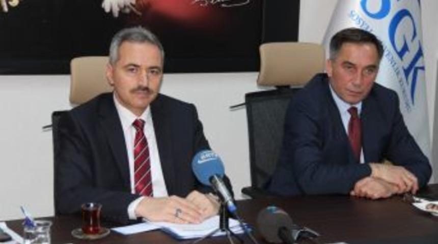 Sgk Karab&uuml;k İl M&uuml;d&uuml;r&uuml; İsmail Yıldırım Basın Mensupları İle Bir Araya Geldi