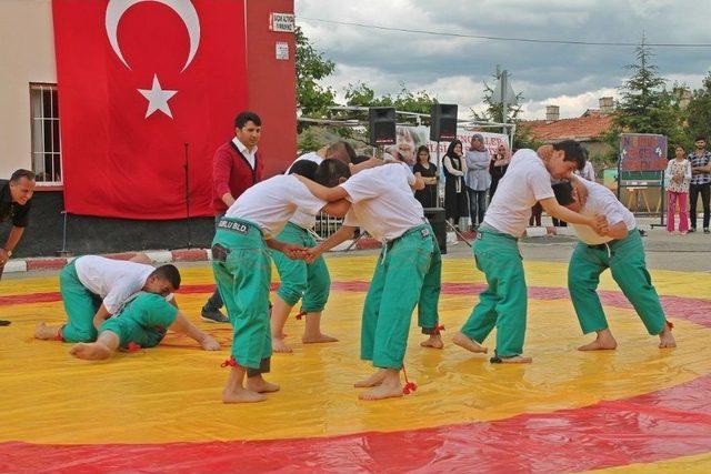 Sungurlu&rsquo;da D&uuml;nya Engelliler Haftası Etkinliği 2