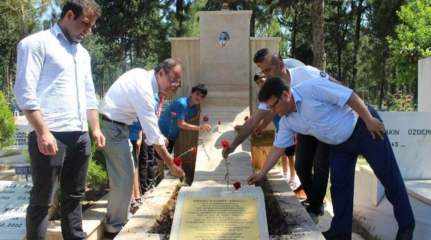 Spor Emek&ccedil;ileri Mezarı Başında Anıldı