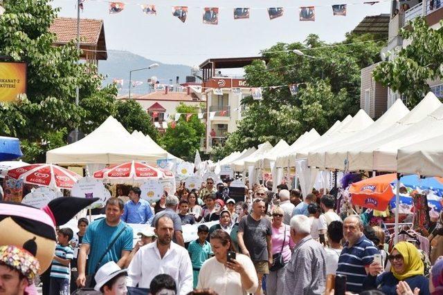 Tekirdağ B&uuml;y&uuml;kşehir Belediyesi `yerel Tohumları Yaşatıyoruz&rsquo; Etkinliğine Katıldı 1