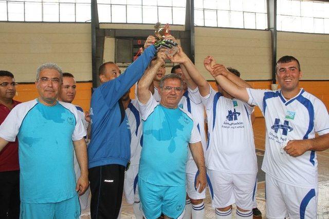 Fethiye&rsquo;de Protokol &Ouml;zel Sporcularla Futsal Oynadı 1