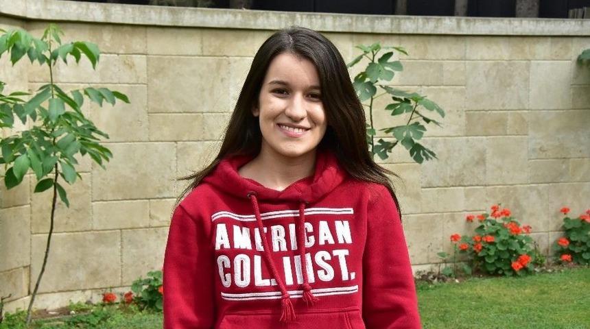 Harvard&rsquo;ın Y&uuml;zde 100 Bursla Aldığı Nil, Başarısını Anlattı