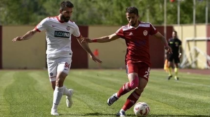 G&uuml;m&uuml;şhanespor-Kastamonuspor 1966: 2-1