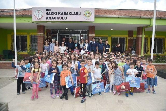 Uşak’ta Zabıta Miniklere Trafik Kurallarını Öğretiyor