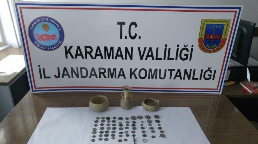 Otomobilden &Ccedil;ok Sayıda Tarihi Eser &Ccedil;ıktı