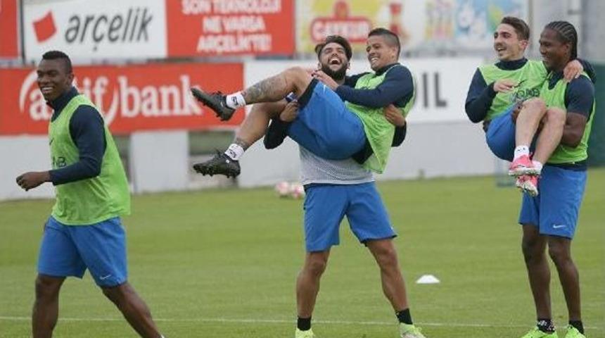 Trabzonspor Medipol Başakşehir Ma&ccedil;ı Hazırlıklarına Başladı