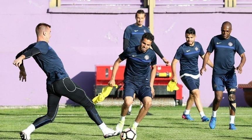 Osmanlıspor, Galatasaray&rsquo;ın Taktiklerini &Ccedil;alıştı