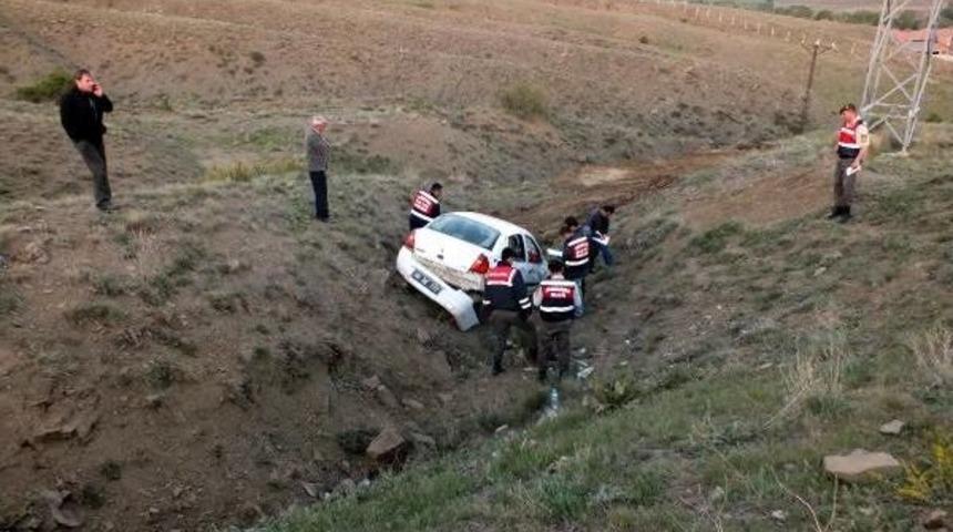 Direksiyon Başında Kalp Krizi Ge&ccedil;iren Şof&ouml;r Kazada &Ouml;ld&uuml;