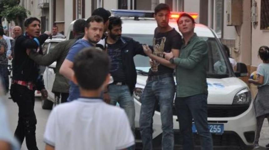 İneg&ouml;l'de Ev Sahibi Ile Suriyeli Kiracı Kavgası: 10 Yaralı