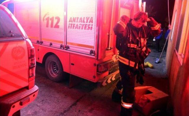 Antalya'da Madende Metan Gazından Zehirlenen 2 Işçi Öldü (4)