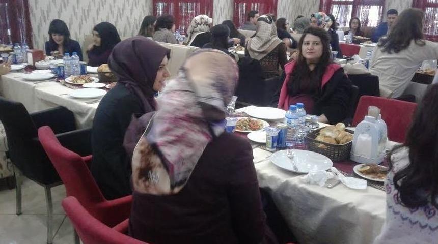 Ağrı&rsquo;da Hemşireler G&uuml;n&uuml; Kutlandı