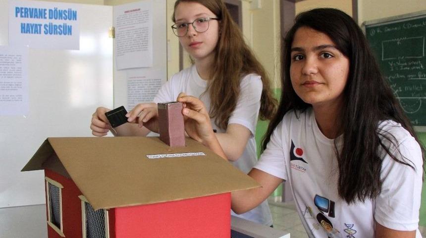 Liseli Kızlardan Soba Zehirlenmelerini &Ouml;nleyecek Buluş