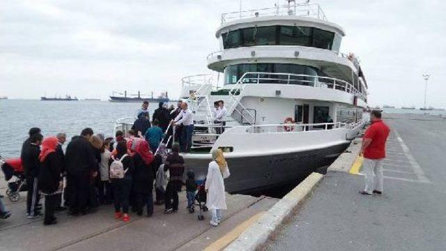 Engellliler Ve Aileleri Boğaz'da Tekne Turunda...