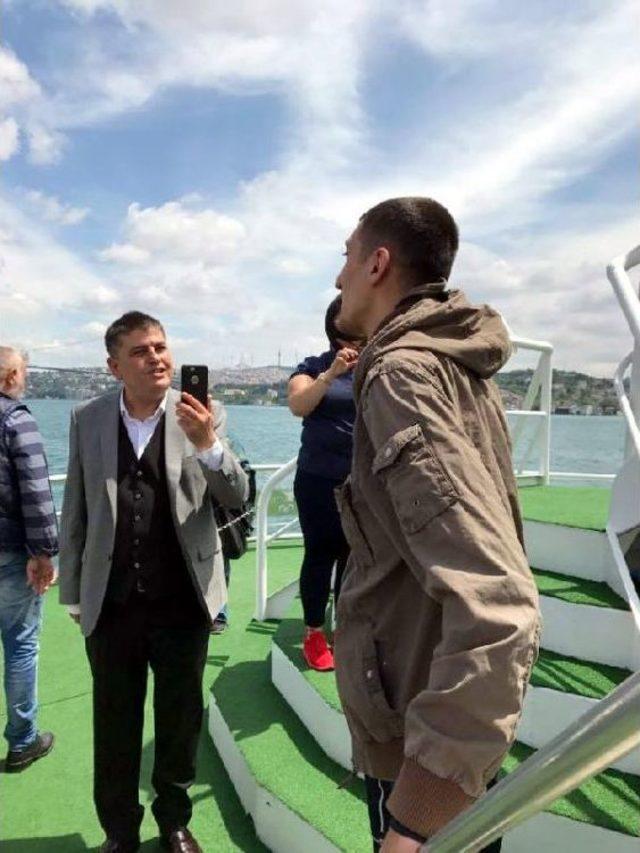 Engellliler Ve Aileleri Boğaz'da Tekne Turunda...