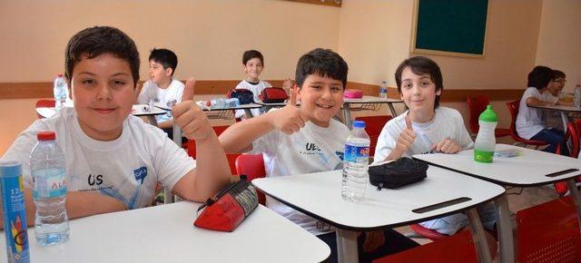 Erkan Koleji Öğrencileri Camla Sınavı İle İngilizce Seviyelerini Test Etti