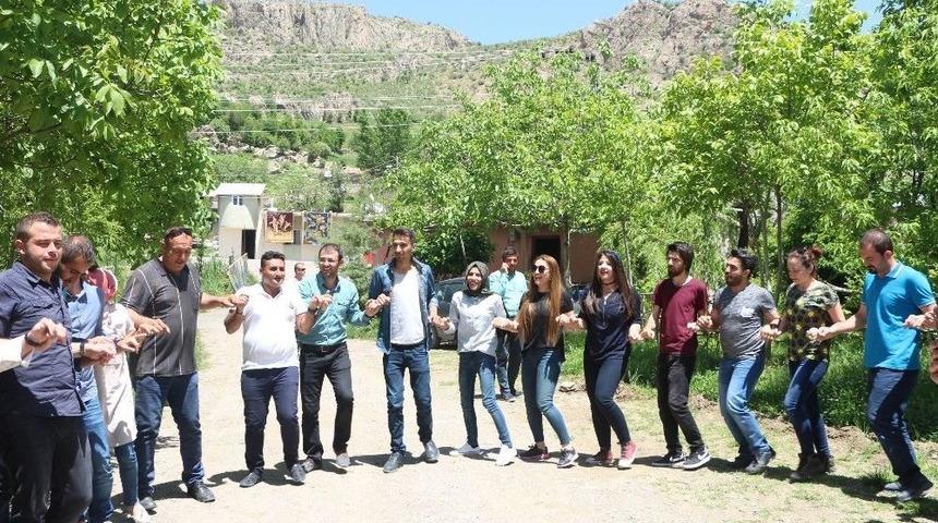 Şırnak&rsquo;ta Hemşire Ve Ebeler İ&ccedil;in Piknik D&uuml;zenlendi