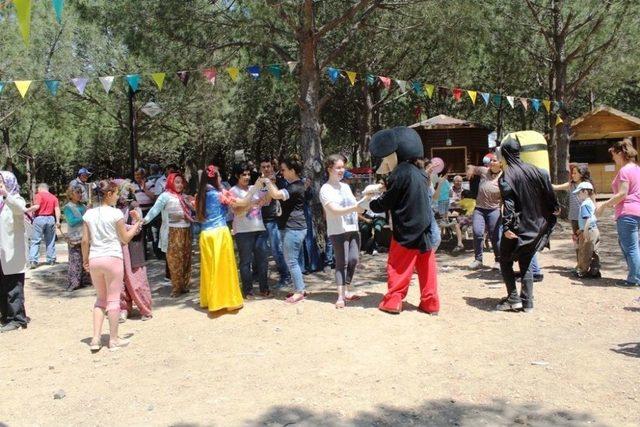 &Ouml;zel &Ccedil;ocuklar 2. Bahar Şenliği&rsquo;nde Buluştu 2