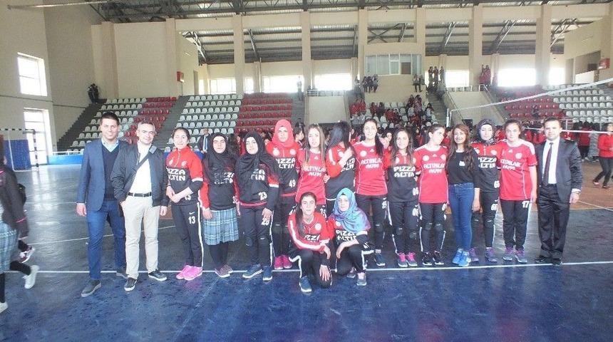 Malazgirt&rsquo;te Voleybol Turnuvası