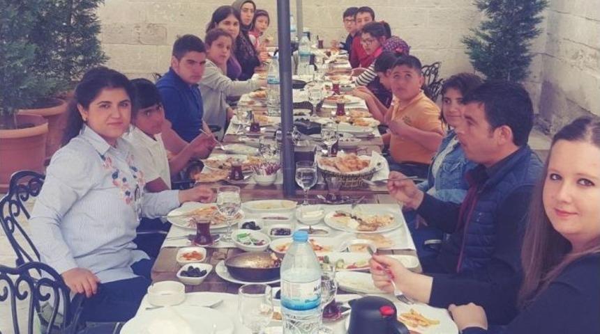 Kayseri Mahallesi&rsquo;nden &rsquo;engelsiz&rsquo; Kahvaltı