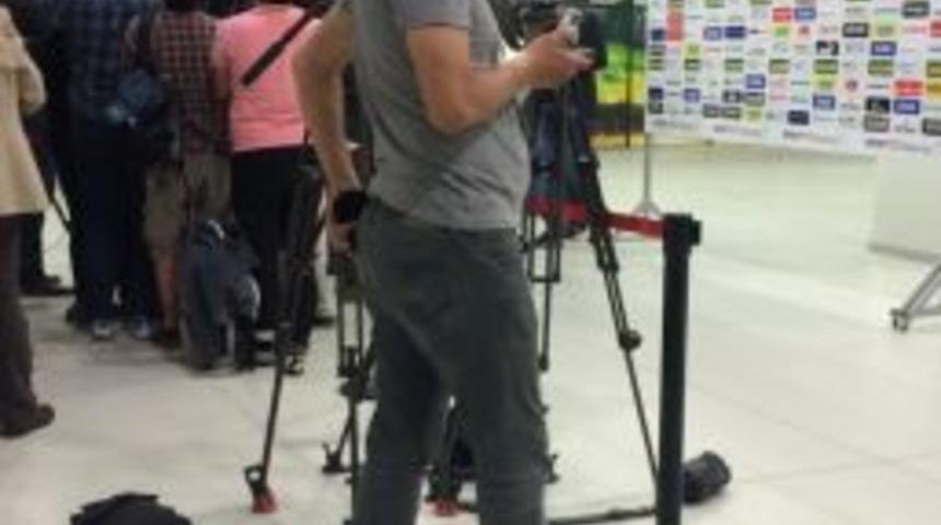 Bjk Tv Kameramanına Ma&ccedil;lara Girmeme Cezası