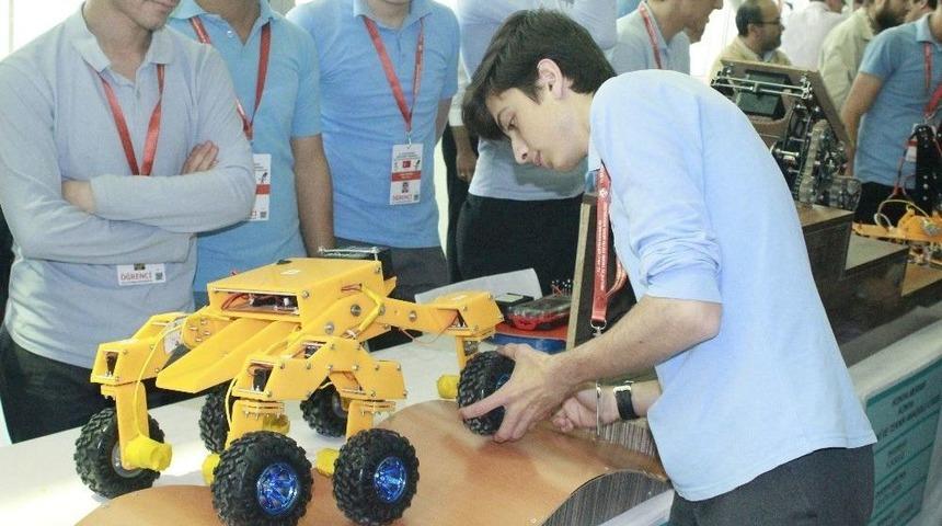 Yenge&ccedil; Robot Bir&ccedil;ok Alanda Kullanılabilecek