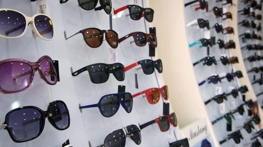 Taklit G&ouml;zl&uuml;klerdeki Tehlikeye Dikkat