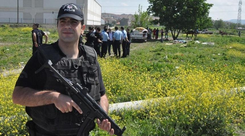 İneg&ouml;l&rsquo;de &Ccedil;adır Operasyonu