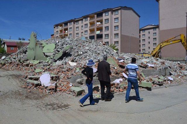 Muş Belediyesinden İnşaatlara Sıkı Denetim