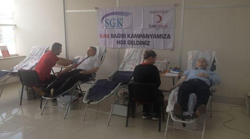 Sgk Karab&uuml;k Personelinde Kan Bağışı