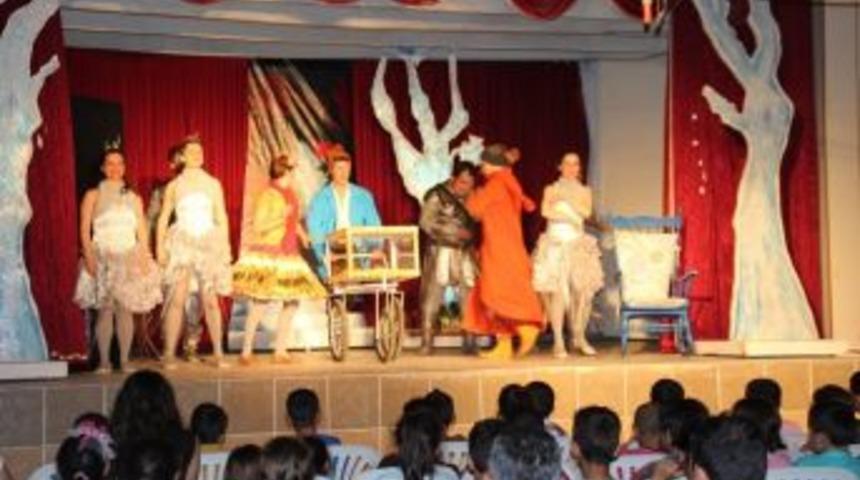 &rsquo;karlar &Uuml;lkesi&rsquo; &Ccedil;ocuk Oyunu Yeniden Osmaniye&rsquo;de