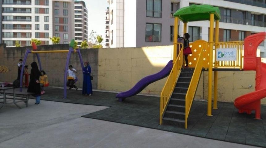 İzmit Belediyesinden &Ouml;ğrencilere Jest