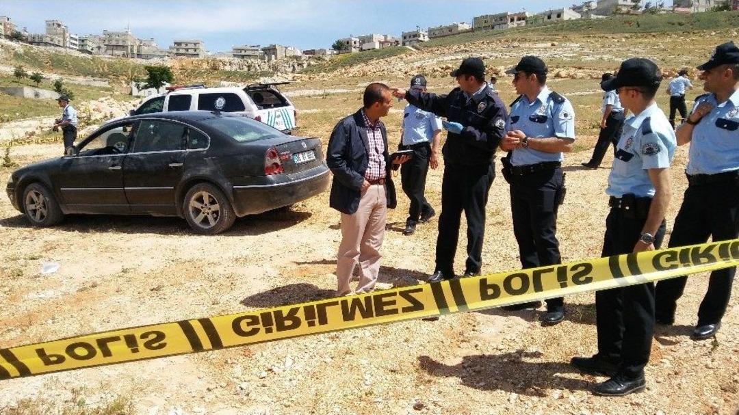 Ş&uuml;pheli Şahıs Kafasına Ateş Etti