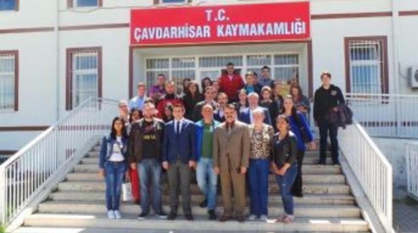 24 Kişilik &Ouml;ğrenci Grubu &Ccedil;avdarhisar&rsquo;da