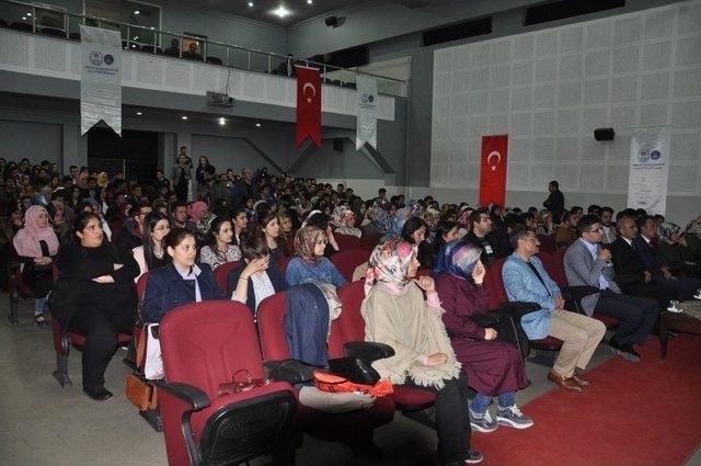 Vali Rahmi Doğan, Üniversite Öğrencileriyle Buluştu 1