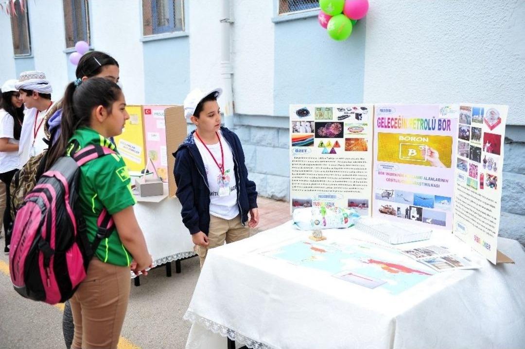 Kendileri K&uuml;&ccedil;&uuml;k Ama Projeleri B&uuml;y&uuml;k