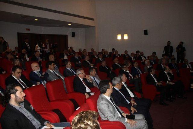 Y&ouml;k Başkanı Prof. Dr. Sara&ccedil;: &ldquo;fet&ouml; Ve Pkk&rsquo;dan Başka &Uuml;niversiteli İşsiz Tehlikesi Var&rdquo; 1